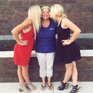 Meet your Posher, Stephanie